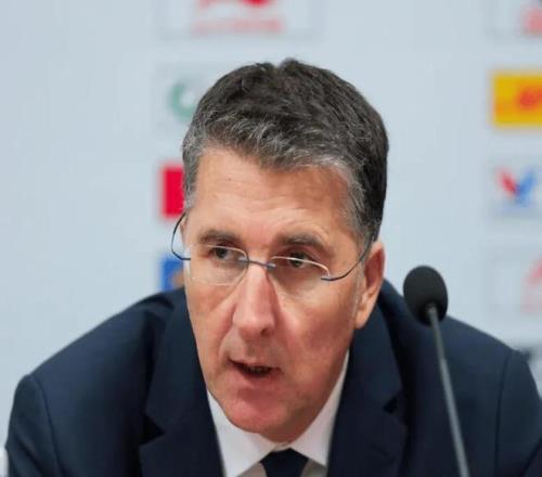 梅德韦杰夫,险象环生晋,级澳网次轮,亚博,亚博体育,YaBo,亚博体育官网