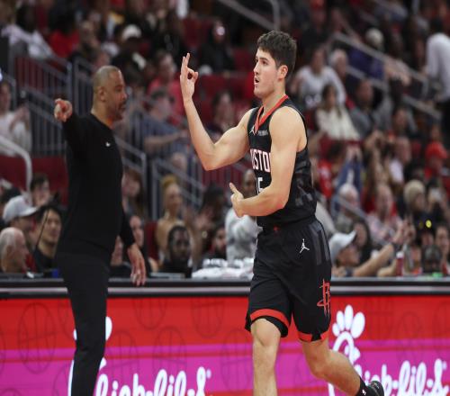 韦世豪点球,争议续燃讨,新发型能否,亚博,亚博体育,YaBo,亚博体育官网